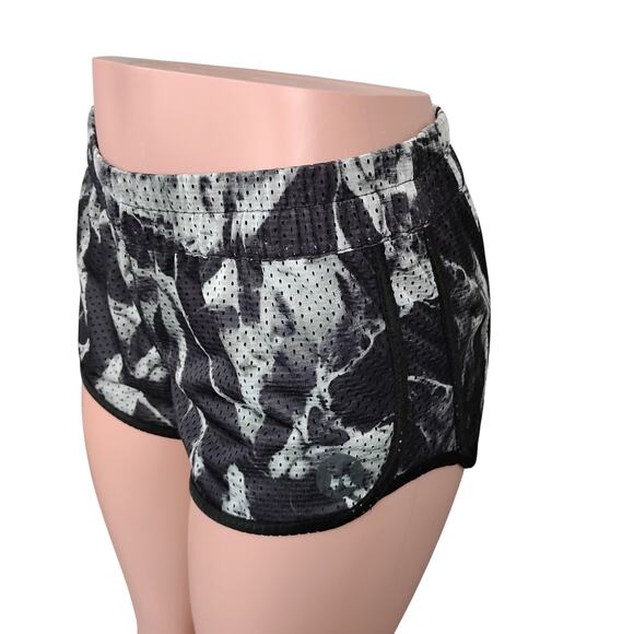 Hurley Running Shorts Size Medium Black and Gray Laser Perforated Fully Lined - Picture 3 of 9